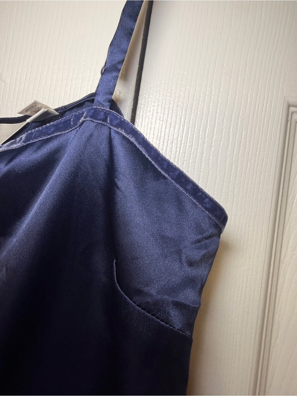 Vintage Victoria’s Secret Satin Mesh Hem Cami Y2K 90s Navy Lingerie Top M Date - Picture 6 of 12